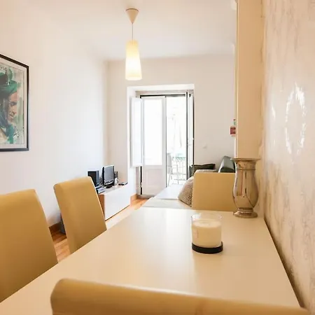 דירה Old Town, 28 Tram, With Private Terrace *