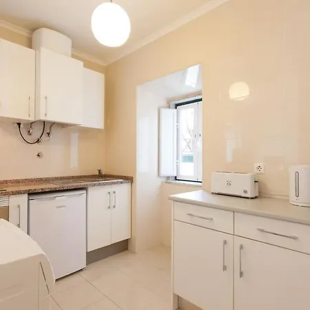 Old Town, 28 Tram, With Private Terrace Daire Lisboa